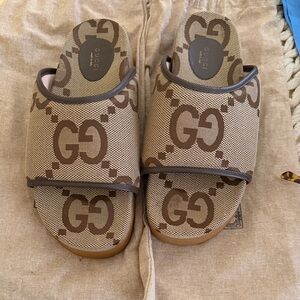 Gucci Jumbo GG Platform Slide